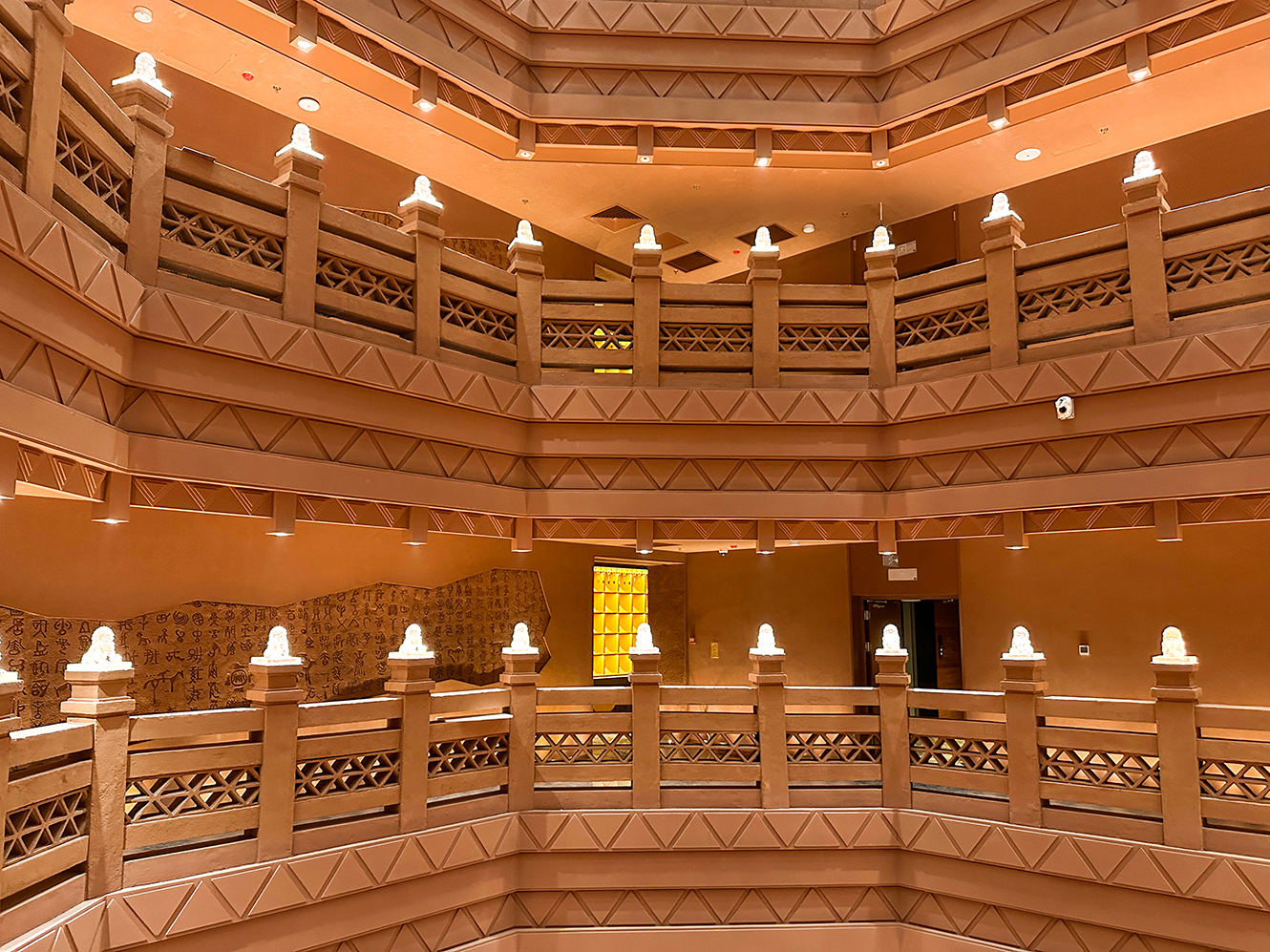 东北龙狮谷项目